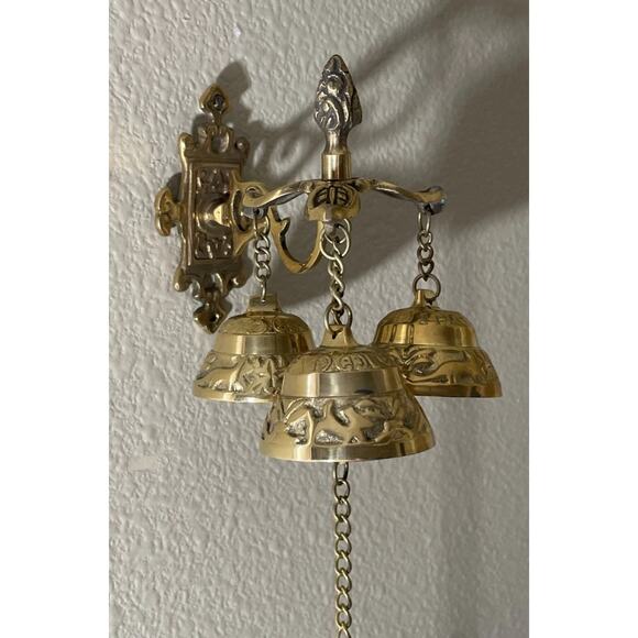 Vintage‎ Triple Brass Bells Wind Chime or Shop Bell Chain Animal Etchings - Picture 1 of 13